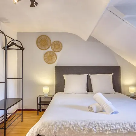 Nahiba Votre F2 Avec Vue Sur Vieux-marché Appartement Rouen